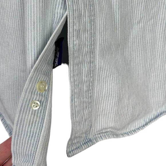 Vintage GAP Denim Blue Striped Button Down Shirt Cotton Large - Picture 3 of 9